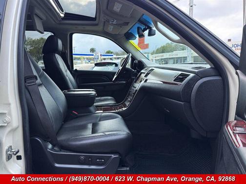 2013 Cadillac Escalade ESV Premium