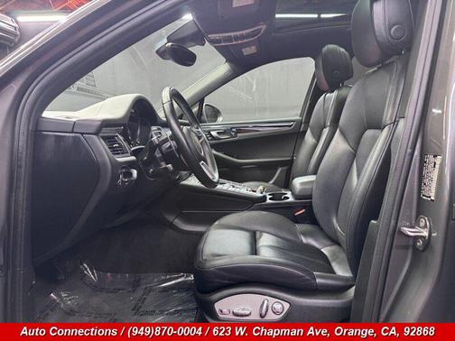 Agate Grey Metallic 2018 Porsche Macan Macan