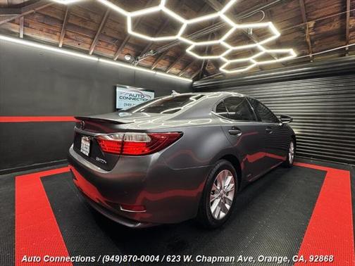 2013 Lexus ES 300h Base