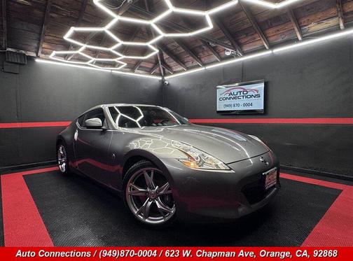 Gun Metallic 2011 Nissan 370Z Touring