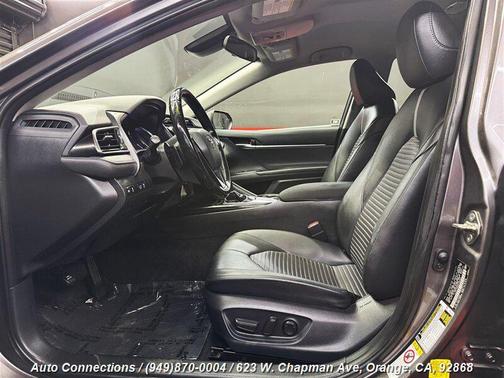 2019 Toyota Camry SE