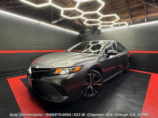 2019 Toyota Camry SE