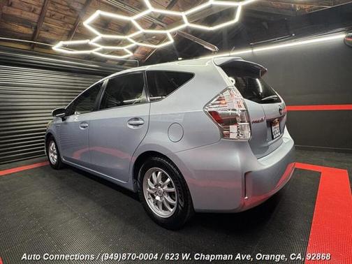 2012 Toyota Prius v Two
