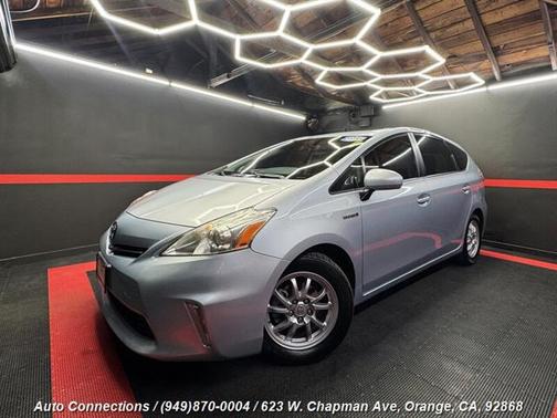 2012 Toyota Prius v Two