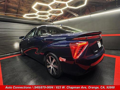 2016 Toyota Mirai Base