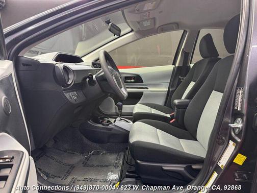 2014 Toyota Prius c Three