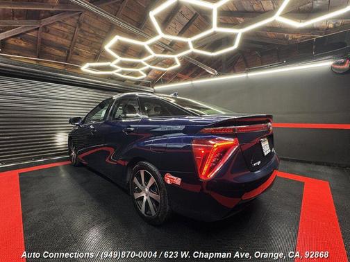 2017 Toyota Mirai Base
