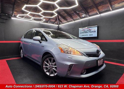 Blue Ribbon Metallic 2014 Toyota Prius v Five