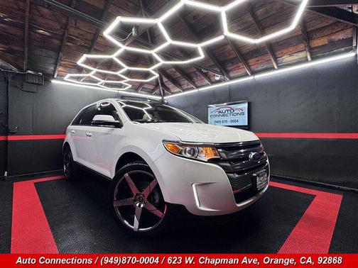 White Platinum Metallic Tri-Coat 2014 Ford Edge Limited