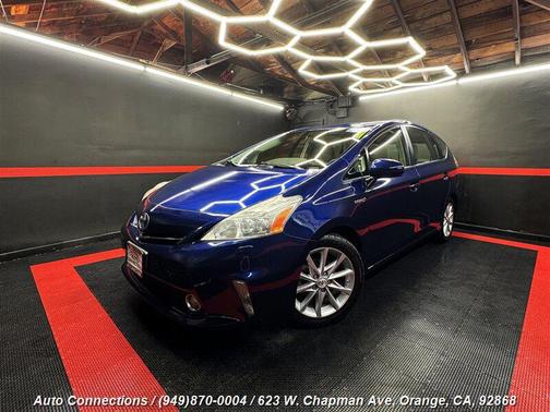 2012 Toyota Prius v Five