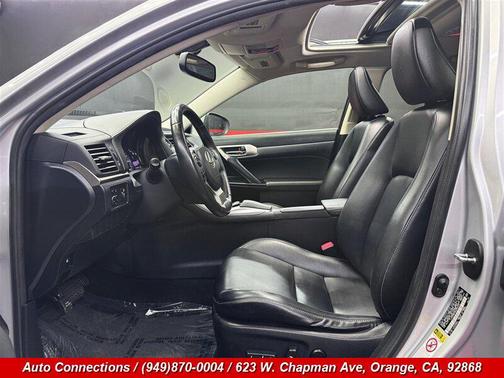 Silver Lining Metallic 2014 Lexus CT 200h