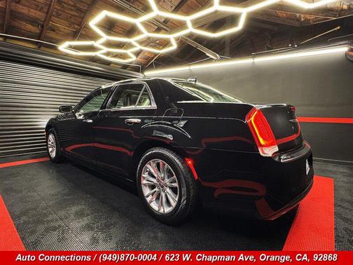 2016 Chrysler 300 S