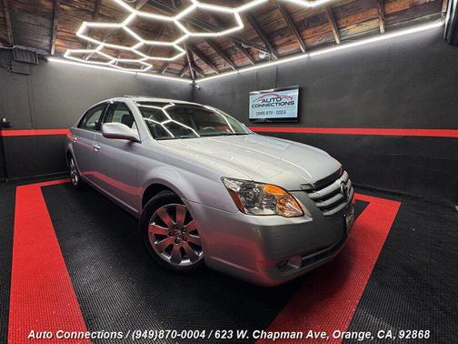 2005 Toyota Avalon XLS