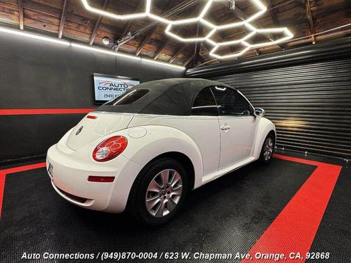 2010 Volkswagen New Beetle 2.5L