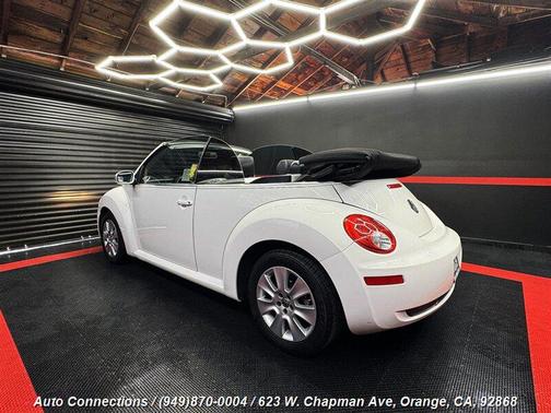 2010 Volkswagen New Beetle 2.5L