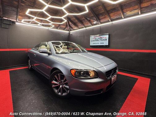 2010 Volvo C70 T5