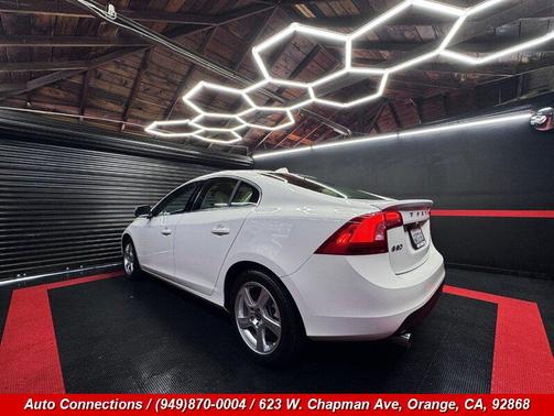 Ice White 2012 Volvo S60 T5