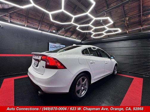 Ice White 2012 Volvo S60 T5