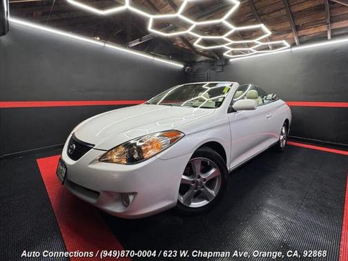 2005 Toyota Camry Solara SLE V6