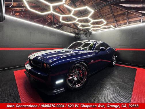 Jazz Blue Pearlcoat 2014 Dodge Challenger SRT8