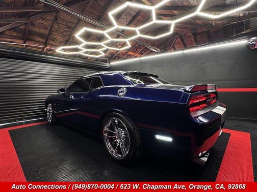 Jazz Blue Pearlcoat 2014 Dodge Challenger SRT8