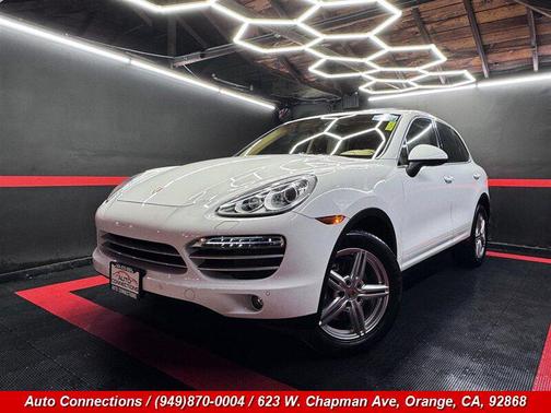 2014 Porsche Cayenne Platinum Edition