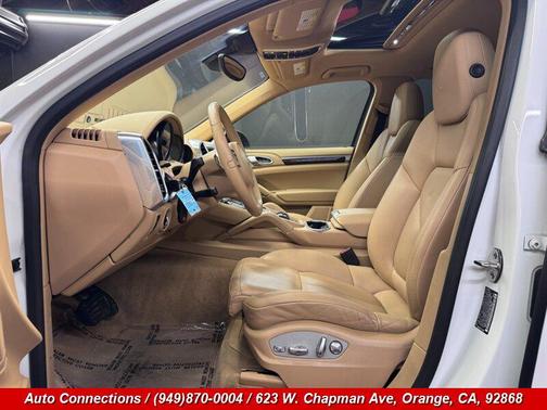 2014 Porsche Cayenne Platinum Edition