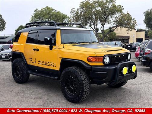 White/Sun Fusion 2007 Toyota FJ Cruiser Base