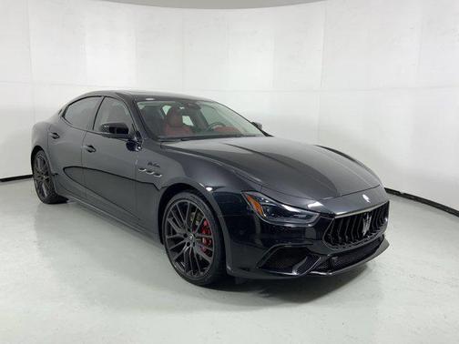 2023 Maserati Ghibli Modena
