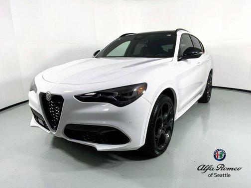 2025 Alfa Romeo Stelvio Ti