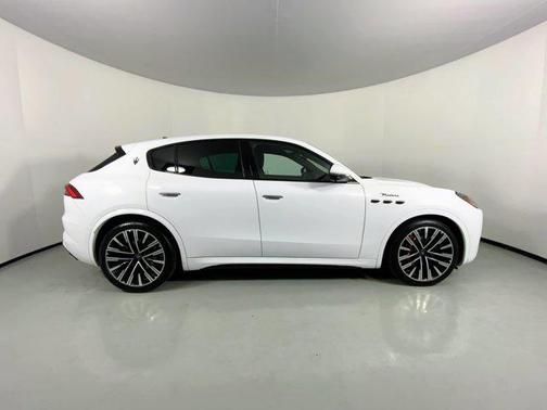 2023 Maserati Grecale Modena