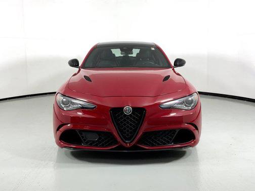 2022 Alfa Romeo Giulia Quadrifoglio