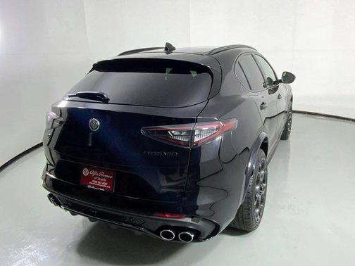 2024 Alfa Romeo Stelvio Quadrifoglio