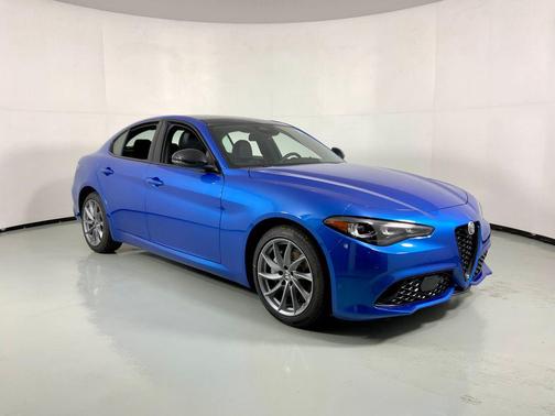 Misano Blue Metallic 2026 Alfa Romeo Giulia AWD