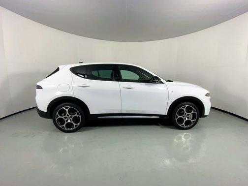 2024 Alfa Romeo Tonale Ti EAWD