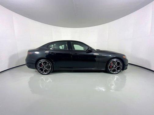 2024 Alfa Romeo Giulia Veloce AWD