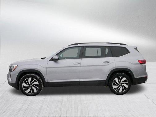 2025 Volkswagen Atlas 2.0T SE w/Technology 4MOTION