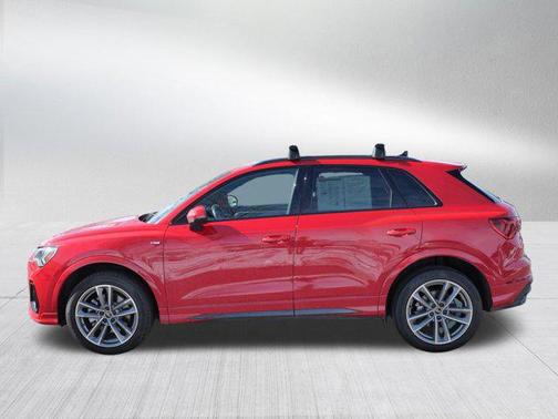 Tango Red Metallic 2023 Audi Q3 45 S line Premium Plus