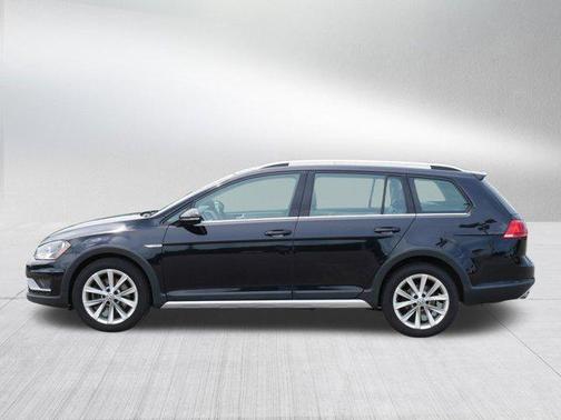 2017 Volkswagen Golf Alltrack TSI SE
