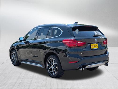 Black Sapphire Metallic 2021 BMW X1 xDrive28i