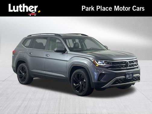 Platinum Gray Metallic 2023 Volkswagen Atlas 3.6L SE w/Technology