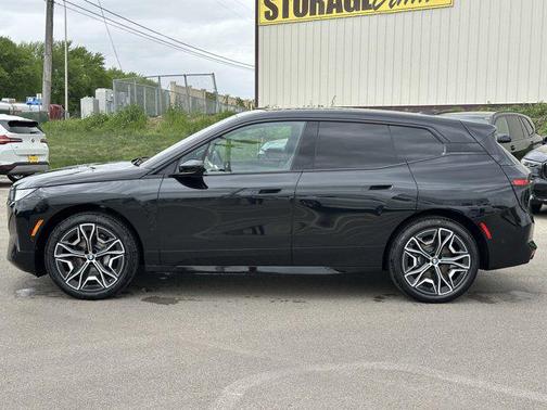 2026 BMW iX xDrive45