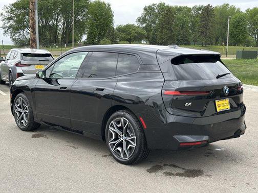 2026 BMW iX xDrive45