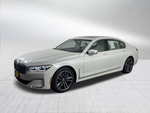 2022 BMW 750 i xDrive