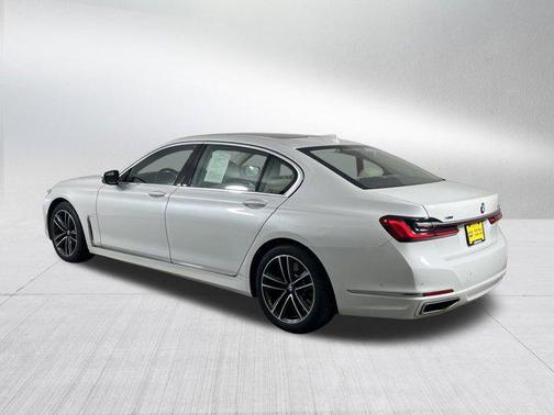 2022 BMW 750 i xDrive