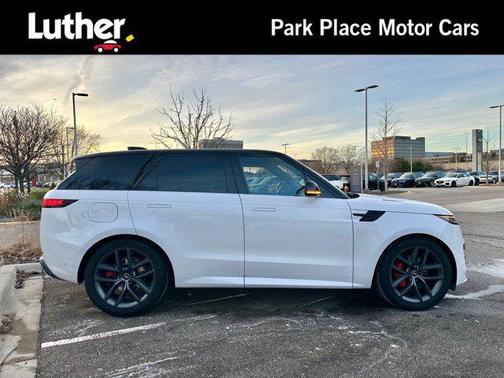 2024 Land Rover Range Rover Sport SE