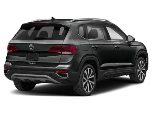 Deep Black Pearl 2024 Volkswagen Taos 1.5T SEL