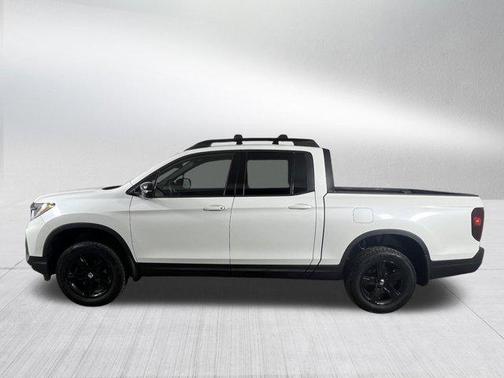 2022 Honda Ridgeline Black