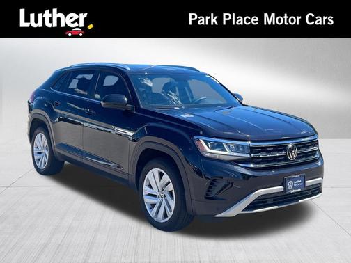 Deep Black Pearl 2023 Volkswagen Atlas Cross Sport 3.6L V6 SE w/Technology