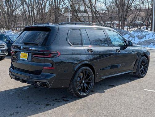 Black Sapphire Metallic 2026 BMW X7 M60i